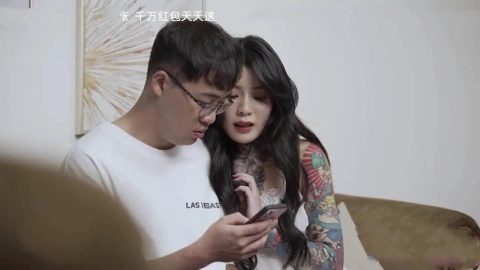 Anh hàng xóm số hưởng chén em xăm trổ cạnh nhà